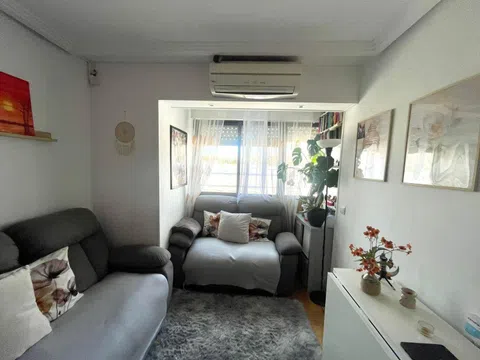 Flat in calle del Lucero - Photo 2