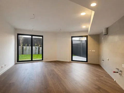 Flat in calle Bausá - Photo 4