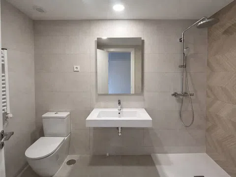 Flat in calle Bausá - Photo 10