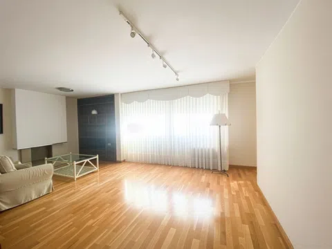 Flat in calle de Fermín Caballero, 52 - Photo 2
