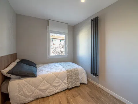 Flat in calle de Balaguer - Photo 16