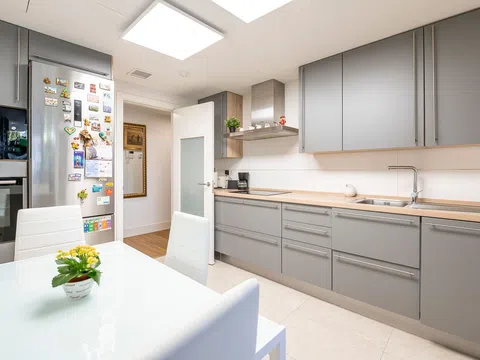 Flat in avenida de Secundino Zuazo - Photo 14