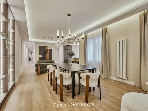 Flat in calle de José Ortega y Gasset - Photo 13