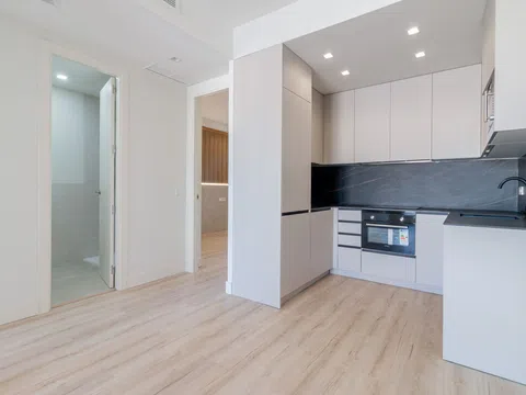 Flat in avenida del General Perón - Photo 2