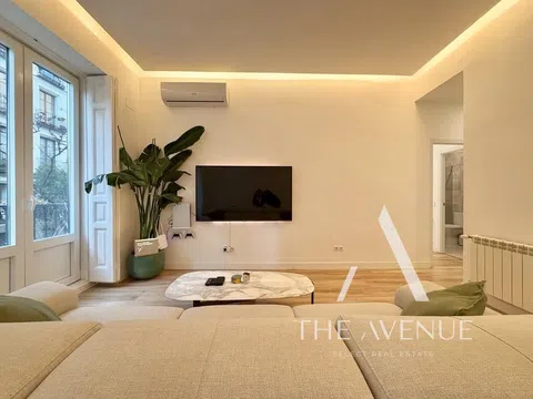 Flat in calle del Ave María - Photo 3