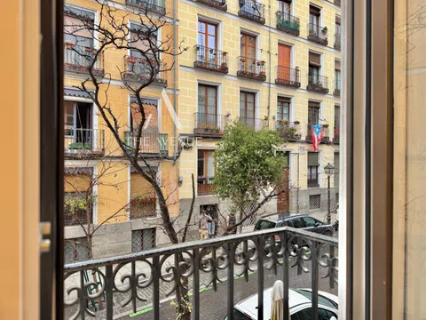 Flat in calle del Ave María - Photo 4