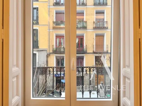 Flat in calle del Ave María - Photo 9