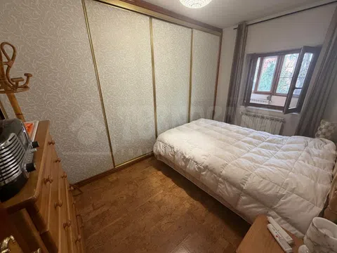 Flat in calle Santa Coloma - Photo 12