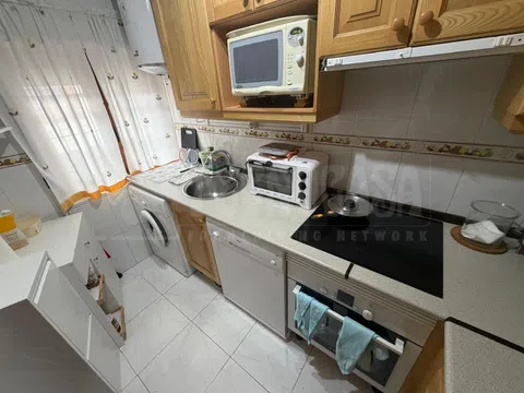 Flat in calle Santa Coloma - Photo 19