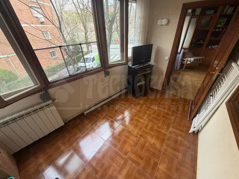 Flat in calle Santa Coloma - Photo 10