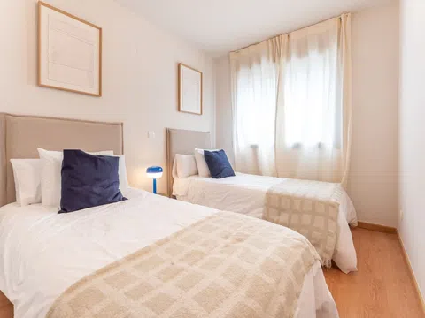 Flat in calle Martín Muñoz de las Posadas, 7 - Photo 8
