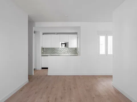 Flat in plaza de Verín - Photo 1