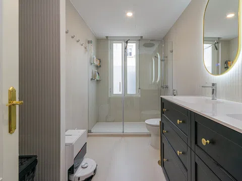 Flat in avenida de la Ciudad de Barcelona - Photo 17