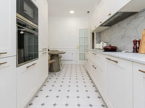 Flat in avenida de la Ciudad de Barcelona - Photo 10
