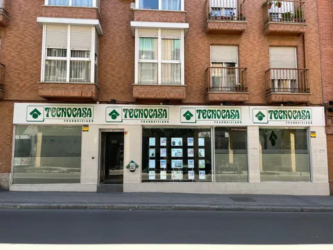 Flat in calle de Puentelarra - Photo 11