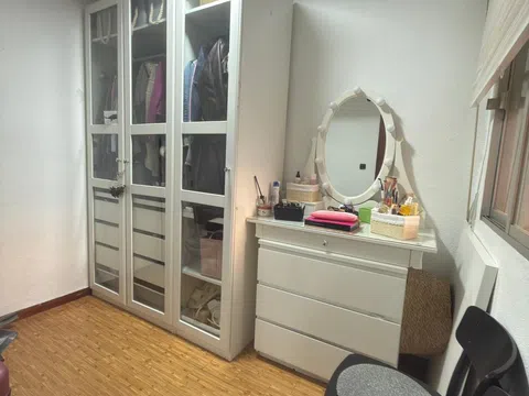 Flat in calle de Puentelarra - Photo 7