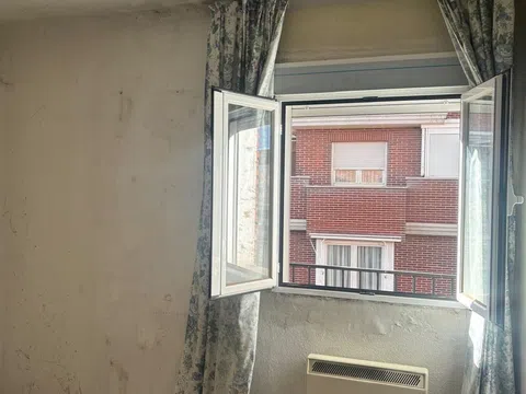 Flat in calle de los Hermanos Gómez - Photo 4