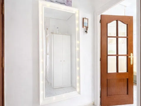 Flat in calle Alcatraz - Photo 2