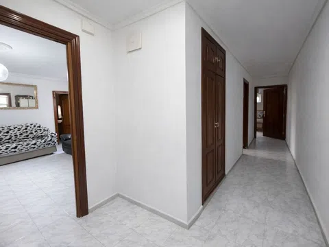 Flat in calle Alcatraz - Photo 3