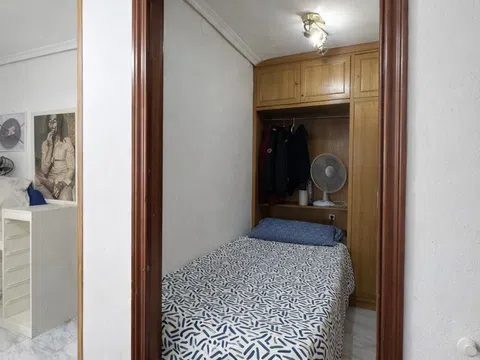 Flat in calle Alcatraz - Photo 8