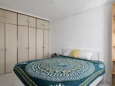 Flat in calle Alcatraz - Photo 10