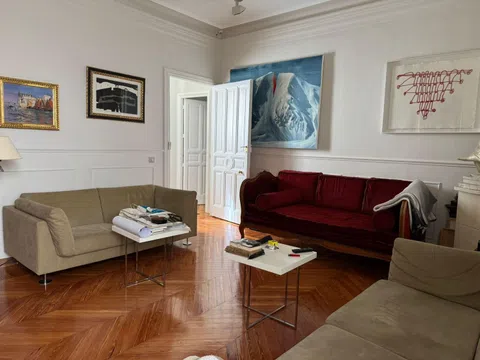 Flat in calle de Zorrilla - Photo 19