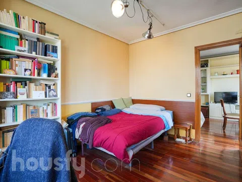 Flat in calle Santiago Rusiñol - Photo 12