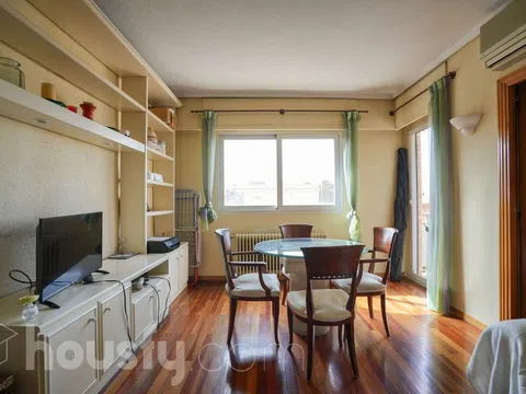 Flat in calle Santiago Rusiñol - Photo 5