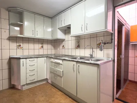 Terraced house in CL Peñarroya - Photo 12