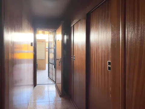 Terraced house in CL Peñarroya - Photo 4