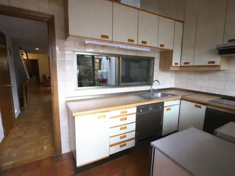 Terraced house in camino del Barrial - Photo 9