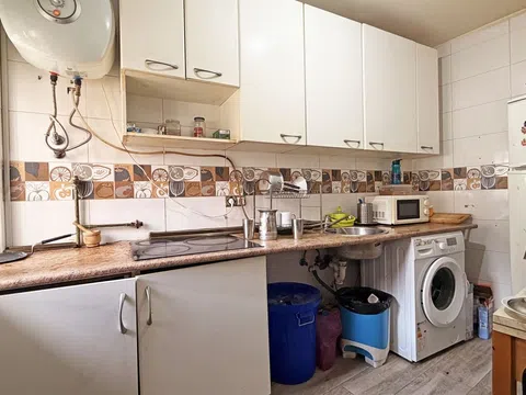 Flat in calle de Vicente Carballal - Photo 3