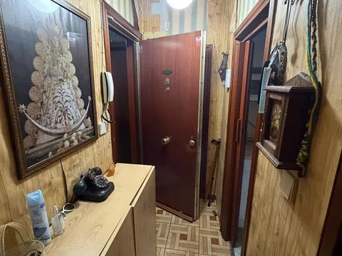 Flat in calle Arechavaleta - Photo 8