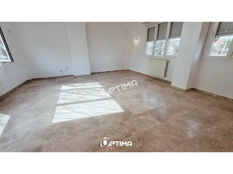 Detached house - Photo 8