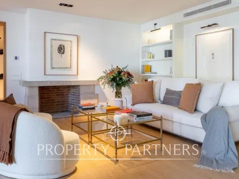 Flat in calle de José Ortega y Gasset - Photo 2