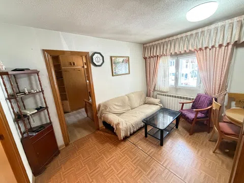 Flat - Photo 2