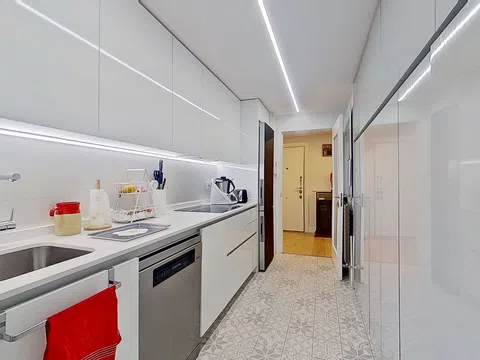 Flat in calle de Arturo Soria - Photo 14
