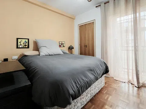 Flat in calle de Puentelarra - Photo 15