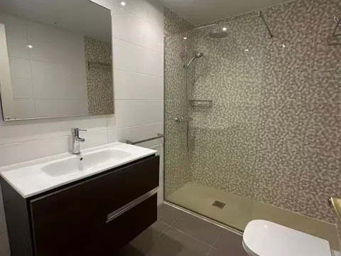 Flat in calle de Hortaleza - Photo 6