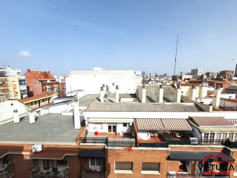Penthouse in calle de Dulcinea - Photo 8