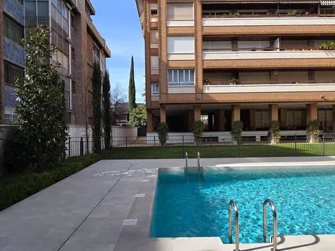 Flat in calle de Menéndez Pidal - Photo 15