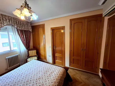 Flat in calle del Cine - Photo 13