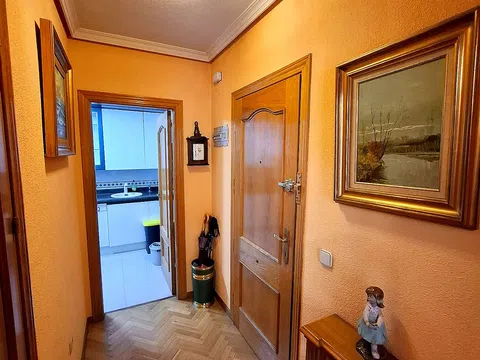 Flat in calle del Cine - Photo 10