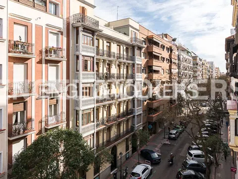Flat in calle del General Díaz Porlier - Photo 18