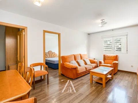 Flat in paseo de los Melancólicos - Photo 1