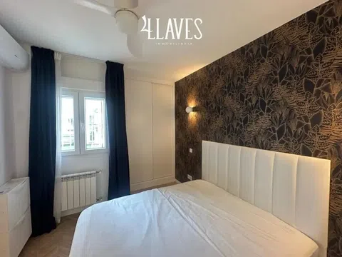 Flat in calle de Linneo - Photo 12