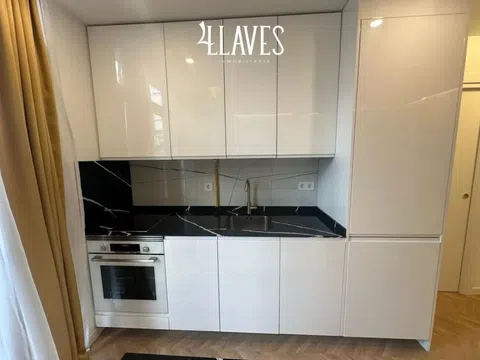 Flat in calle de Linneo - Photo 14