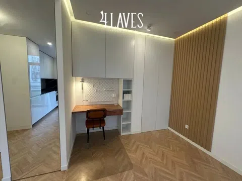 Flat in calle de Linneo - Photo 3