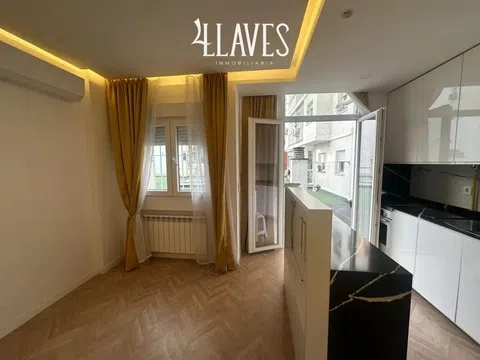 Flat in calle de Linneo - Photo 5