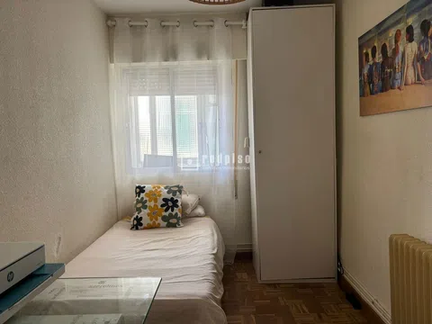 Flat in calle de Pedro Antonio de Alarcón - Photo 5
